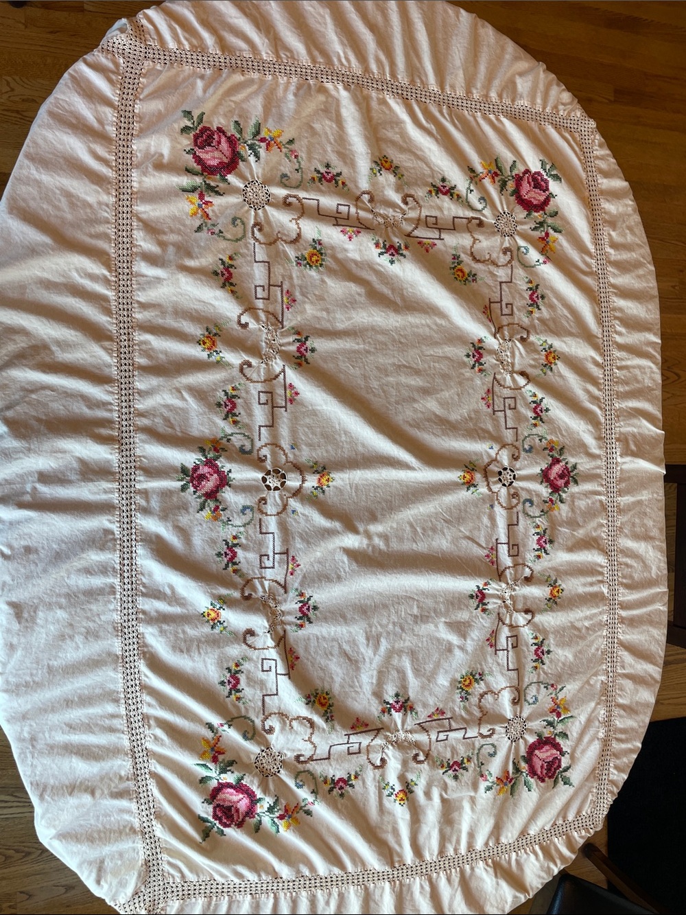 Vintage Handmade Embroidered Rose Tablecloth–Cross Stitch & Crochet Lace–Cream